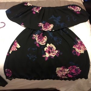 Cute sholder dress